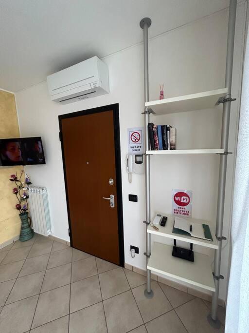 Appartamento Apt Genny - Somma Lombardo Esterno foto
